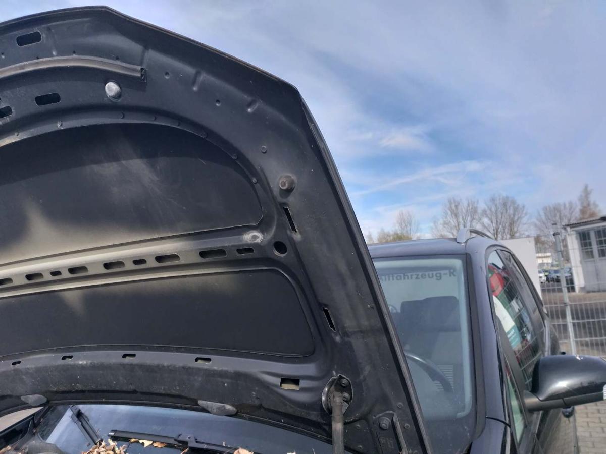 VW Touran 1T original Motorhaube LC9X Deepblack Facelift Bj.2008